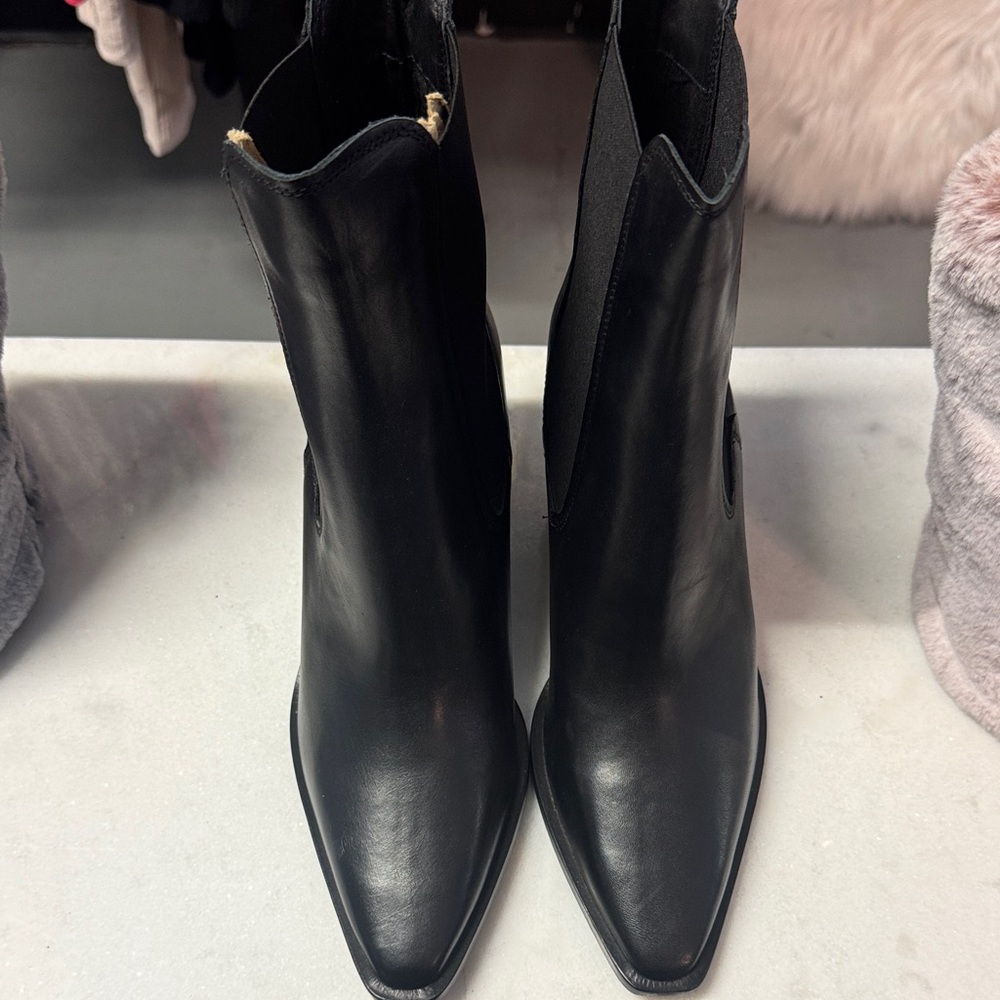 Black Heeled Boots